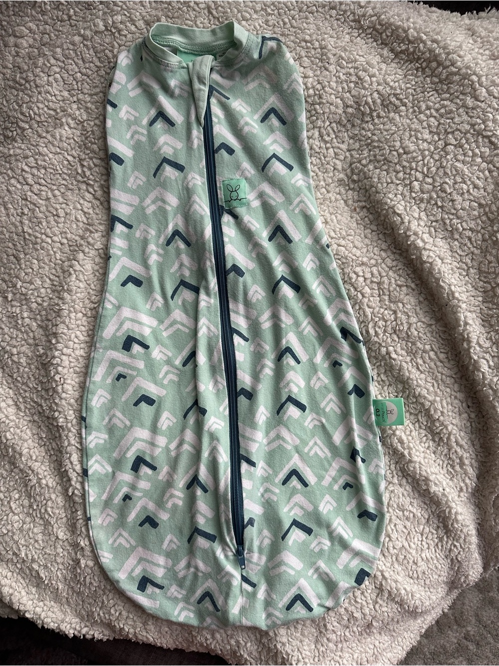 Mint Arrow-Print Baby Sleep Sack by Ergopouch
